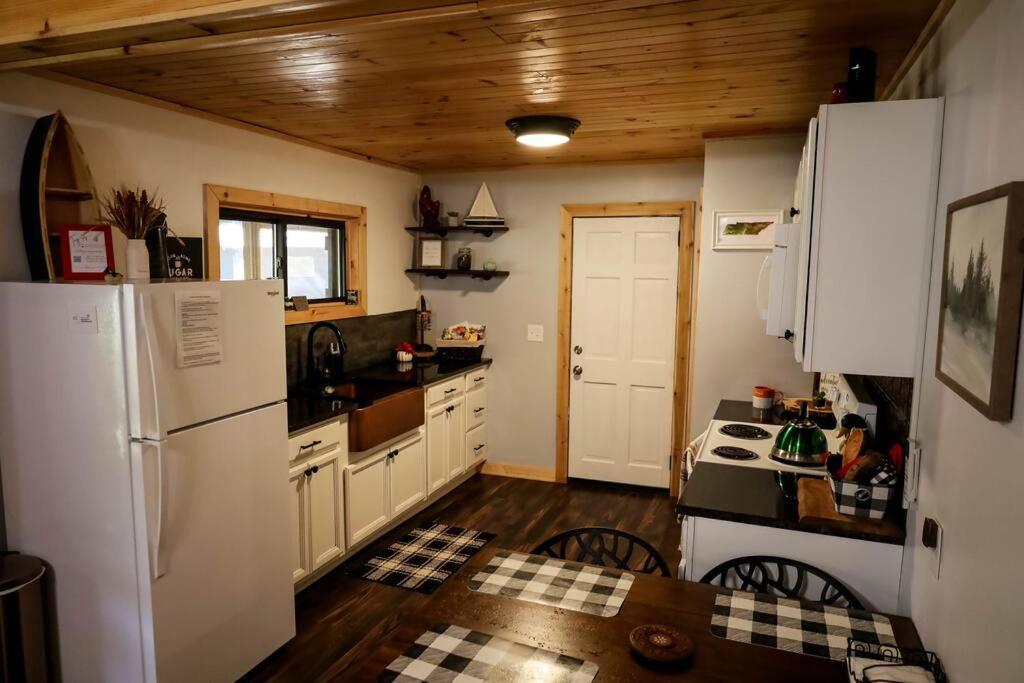 Cabin At The Cove At Watauga Lake Butler Εξωτερικό φωτογραφία